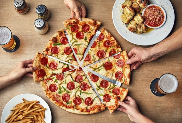 Johnny&#39;s - RICA Villa Rica | Georgia| Johnny's New York Style Pizza