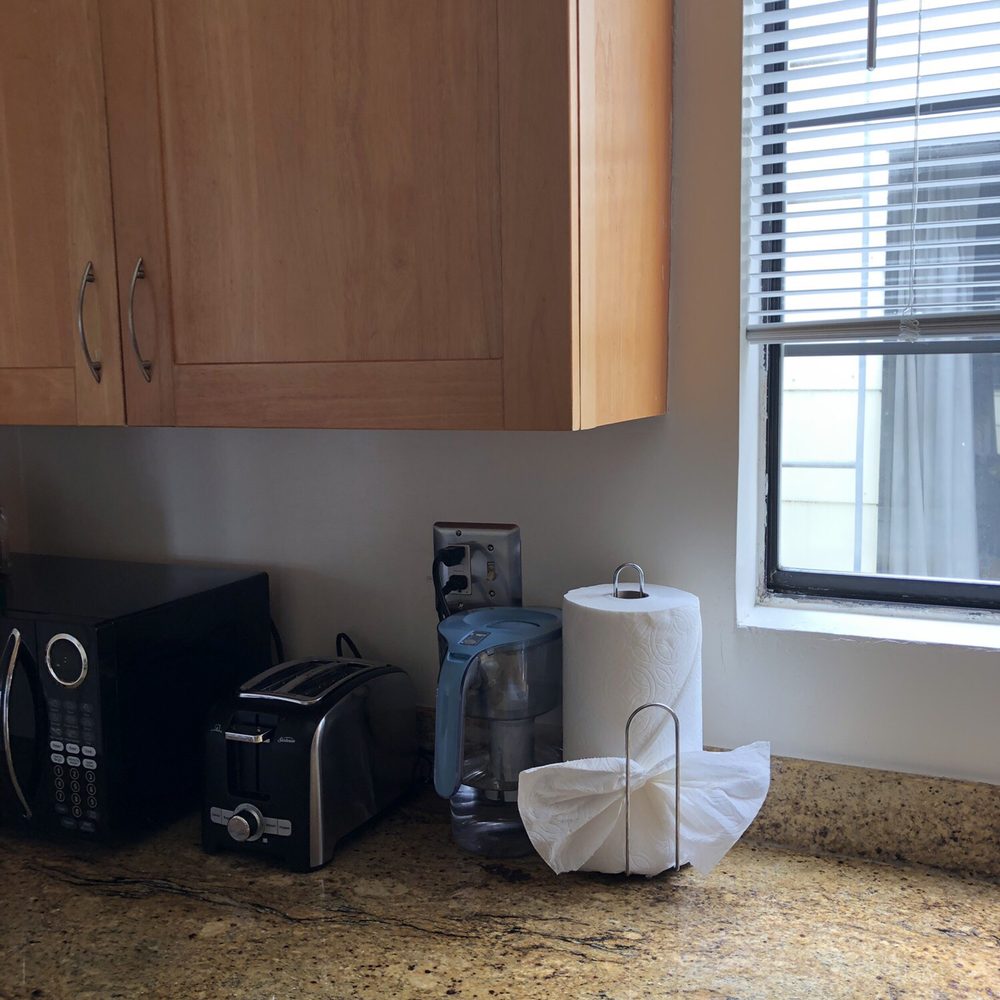 Barco Cleaning Services - SPARKLING CLEAN countertops and bow detail on the paper towels!! - Home Cleaning Near Me Barco Cleaning Services - SPARKLING CLEAN countertops and bow detail on the paper towels!! - Home Cleaning Near Me