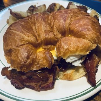 The Shipwreck Diner - The Seigal Sandwich - Diners Near Me - Northport, New York