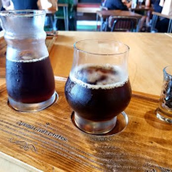 Aroma Craft Coffee - Iced Pour Over - Coffee Roasteries Near Me - Walnut, California