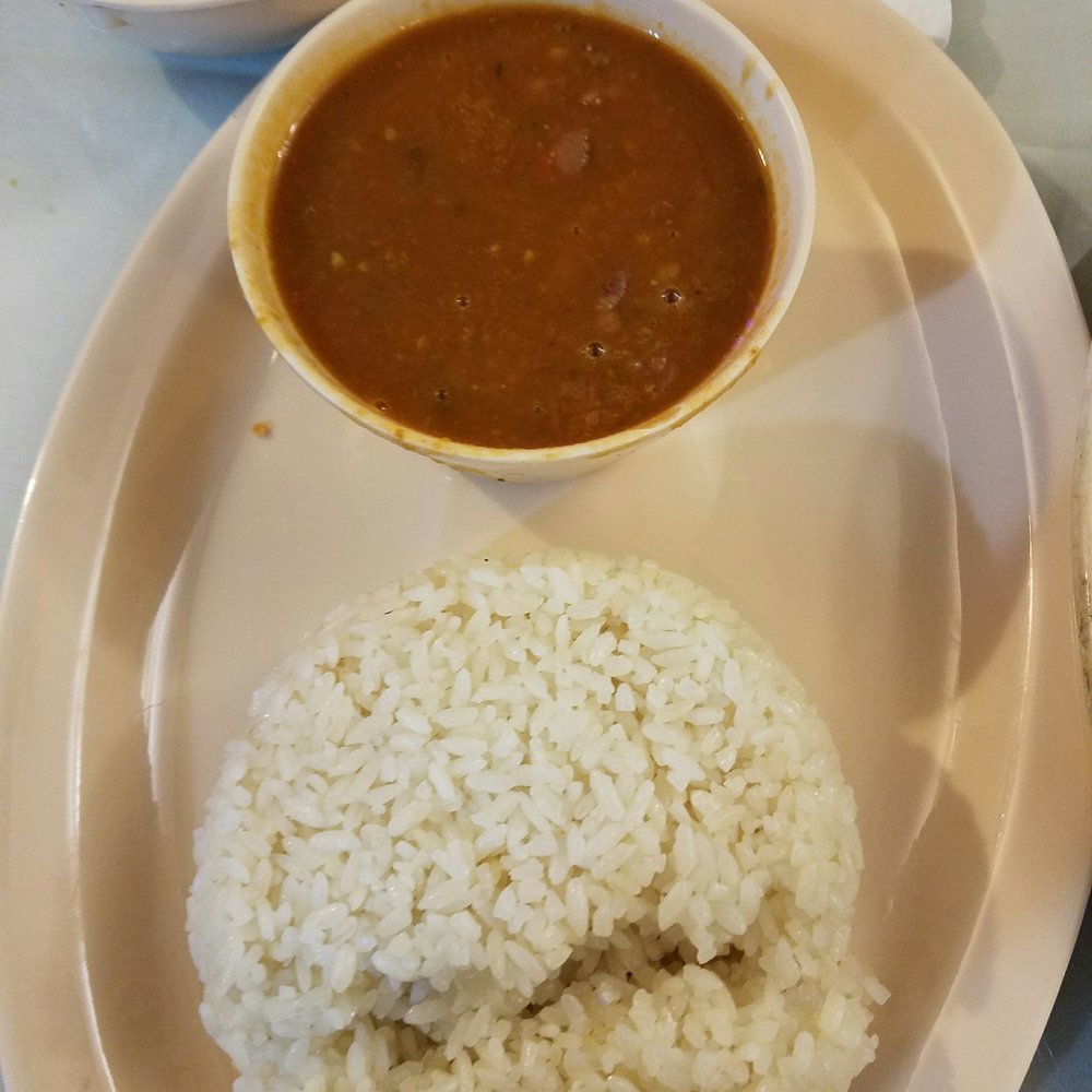 El Bohio Restaurant - Arroz con habichuelas - Puerto Rican Near Me - Ponce, Puerto Rico El Bohio Restaurant - Arroz con habichuelas - Puerto Rican Near Me - Ponce, Puerto Rico