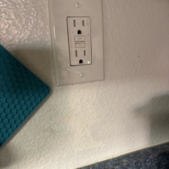 Elitephase Electric - New GFCI outlet installed in kitchen - Electricians Near Me - Mission Hills, California Elitephase Electric - New GFCI outlet installed in kitchen - Electricians Near Me - Mission Hills, California