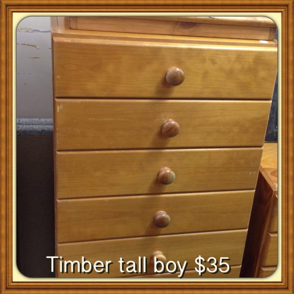 JELLYFISH FURNITURE 39 Photos 25 Childs Rd, Chipping Norton New