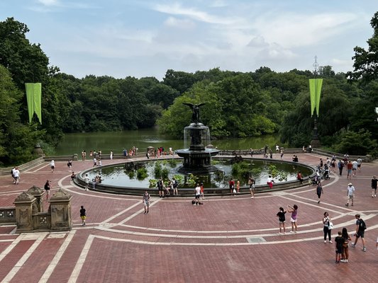 Bethesda Fountain by null
