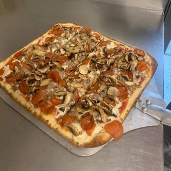 Pizza Arno - PIZZA! - Food Trucks Near Me Pizza Arno - PIZZA! - Food Trucks Near Me