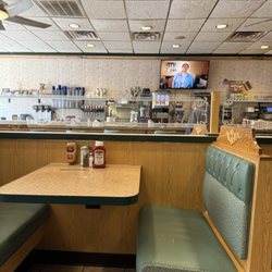 Sunset Diner - The booth and TV.