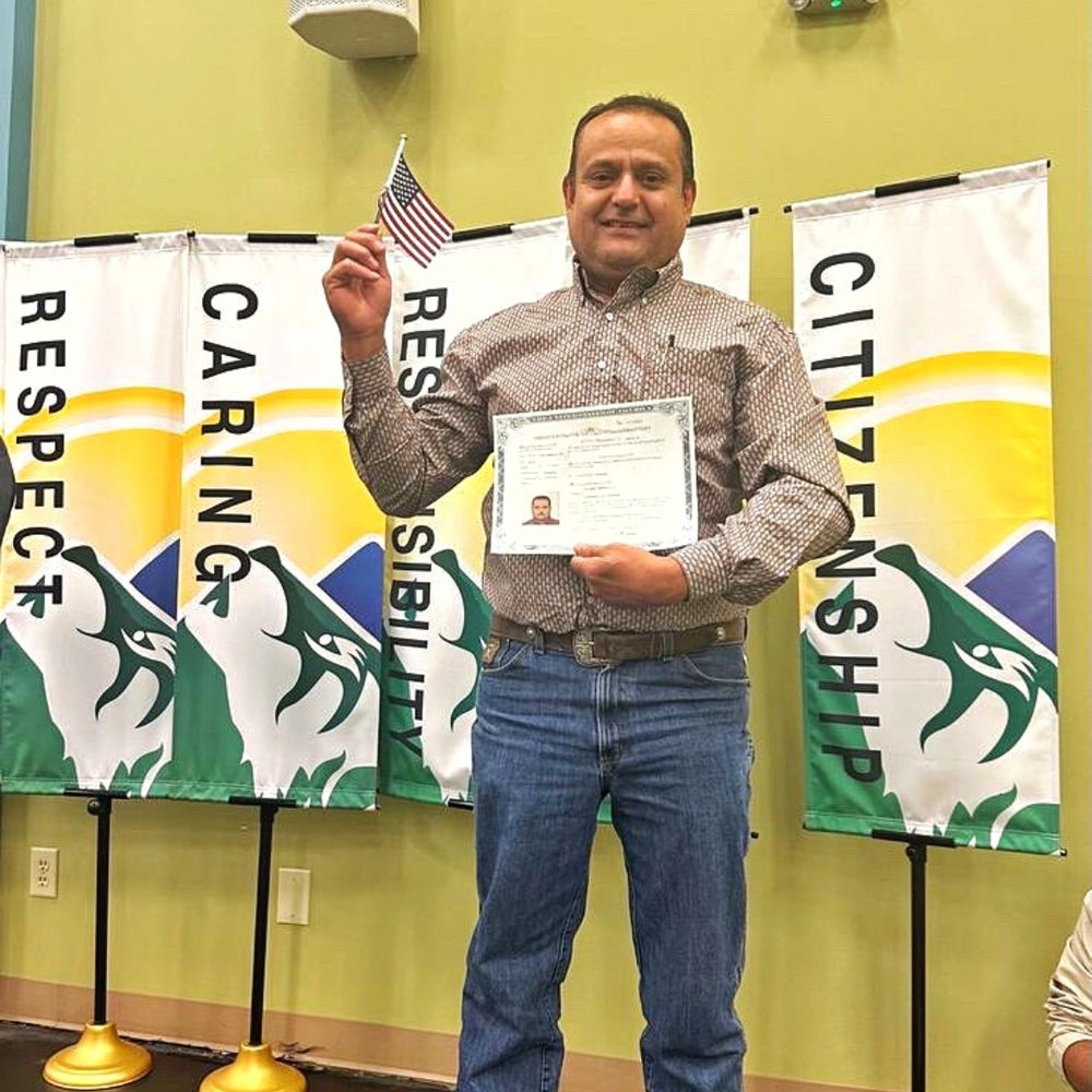 Abogados Manuel Solis - immigration attorney in Arvada, CO