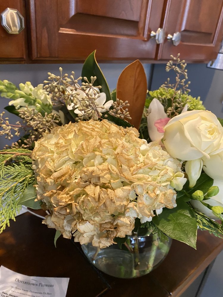 DOYLESTOWN FLOWERS & GIFTS 11 Photos 19 E Oakland Ave, Doylestown