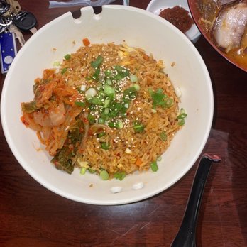 Mashumen - Kimchi Fried Rice (perfect level of spicy 10/10) - Ramen Near Me - Charlottesville, Virginia Mashumen - Kimchi Fried Rice (perfect level of spicy 10/10) - Ramen Near Me - Charlottesville, Virginia