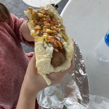 Vicky's Doghouse - Hot Dogs Near Me - San Pedro, California