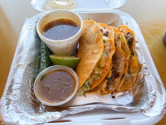 Tacos El Goloso by null