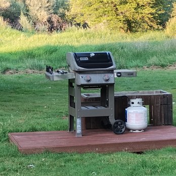 Indian Creek Lodge - BBQ w/ propane and tools. - Hotels Near Me - Douglas City, California Indian Creek Lodge - BBQ w/ propane and tools. - Hotels Near Me - Douglas City, California