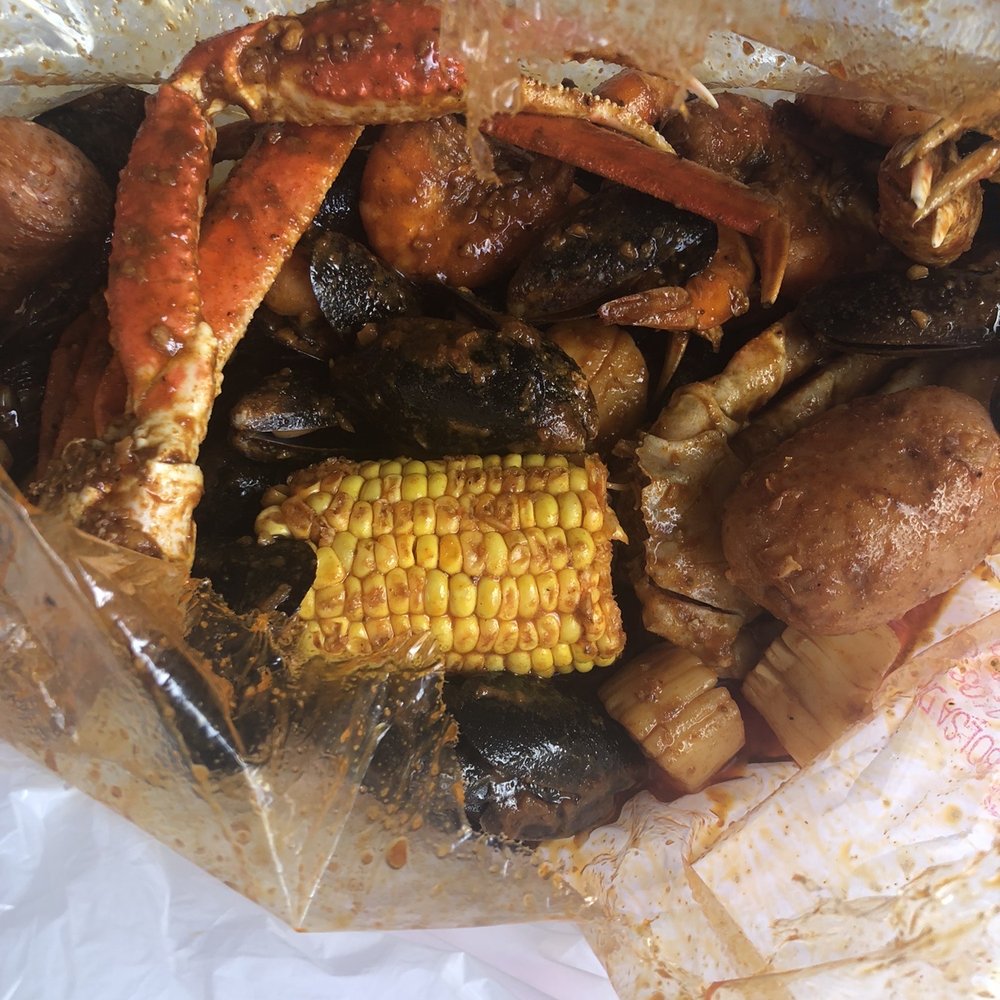 Crackin' Crab - Cajun/Creole Near Me - Albuquerque, New Mexico