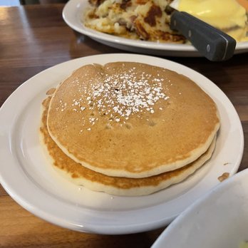 Rusty Pelican Cafe - Buttermilk Pancakes - Desserts Near Me - Mill Creek, Washington