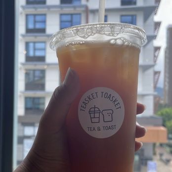 Market Eatery - Plantation Ice Tea - Food Court Near Me - Honolulu, Hawaii