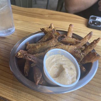 Brews Brothers Brewpub - Fried Pickles - Brewpubs Near Me - Burbank, California Brews Brothers Brewpub - Fried Pickles - Brewpubs Near Me - Burbank, California