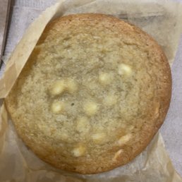 White Chocolate Macadamia Nut Cookie
