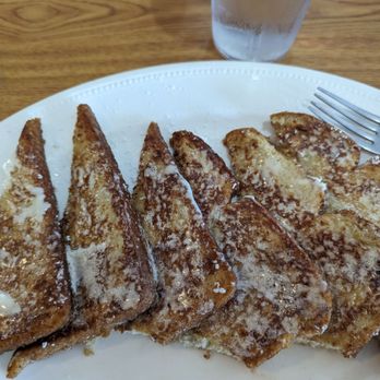 The Corner Cafe - French toast - Cafes Near Me - Pocasset, Massachusetts The Corner Cafe - French toast - Cafes Near Me - Pocasset, Massachusetts