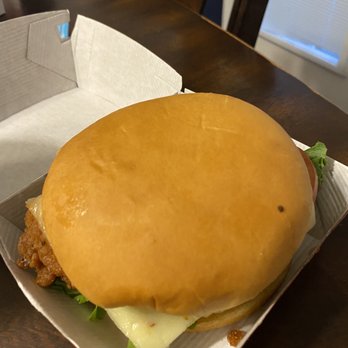 Chick-fil-A - ows a sandwich in a paper container - Fast Food Near Me - Louisville, Kentucky Chick-fil-A - ows a sandwich in a paper container - Fast Food Near Me - Louisville, Kentucky