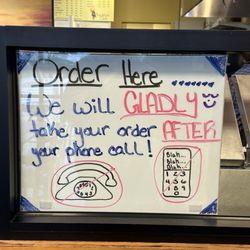 The restaurant's staff require manners. :-)