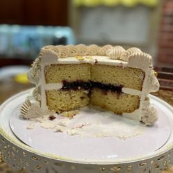 Sweetie Pie's Cakes & Bakery