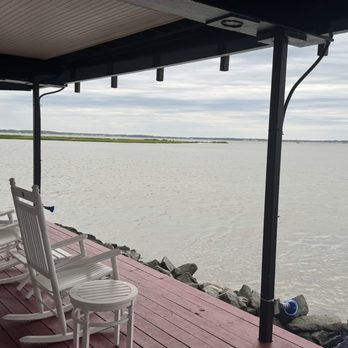 Lighthouse Club Hotel - Water front porch seating off the sitting room. - Hotels Near Me - Ocean City, Maryland Lighthouse Club Hotel - Water front porch seating off the sitting room. - Hotels Near Me - Ocean City, Maryland