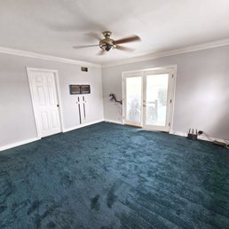 an empty room an empty room