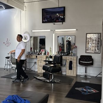 Hairology - Moe, Perfecting that trade. - Barbers Near Me - Modesto, California Hairology - Moe, Perfecting that trade. - Barbers Near Me - Modesto, California