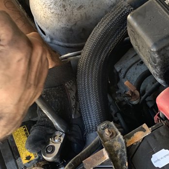 Valley Mobile Mechanics - Upper Radiator Hose - Auto Repair Near Me