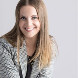 Hatch Chiropractic and Wellness - Dr Kelly  Sammis- Physical Therapist
