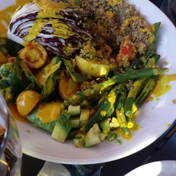 Devils Backbone Brewing Company - Quinoa salad, unique dressing flavor - American Near Me - Roseland, Virginia Devils Backbone Brewing Company - Quinoa salad, unique dressing flavor - American Near Me - Roseland, Virginia