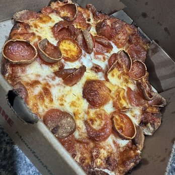 Mountain Mike's Pizza - Mini Pepperoni - Chicken Wings Near Me - Vancouver, Washington Mountain Mike's Pizza - Mini Pepperoni - Chicken Wings Near Me - Vancouver, Washington