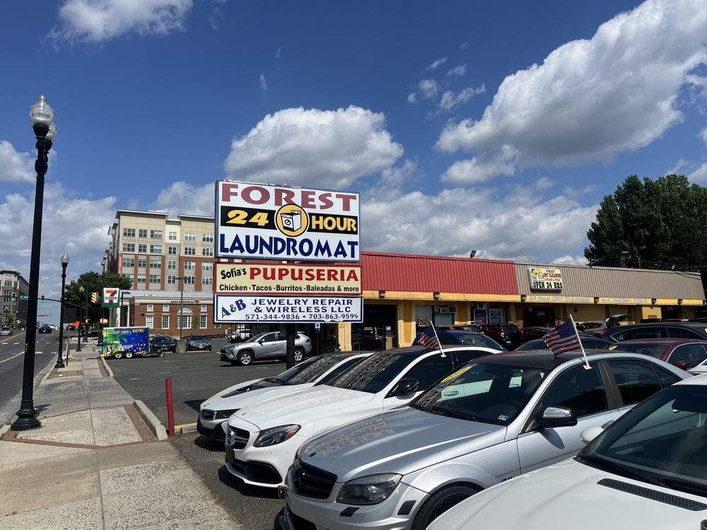 FOREST 24 HOUR LAUNDROMAT Updated May 2024 40 Photos 3610