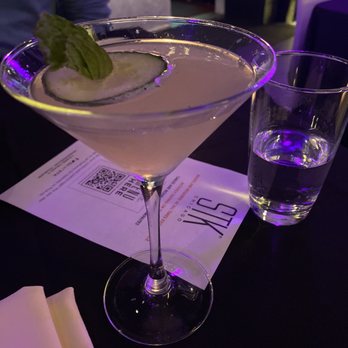 STK Steakhouse - Cucumber Stiletto - Steakhouses Near Me - Chicago, Illinois