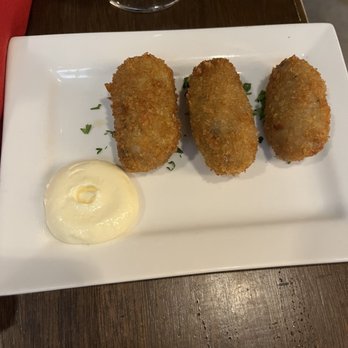 Toro Kitchen + Bar - Croquetas De Jamon Serrano - Tapas Bars Near Me - San Antonio, Texas