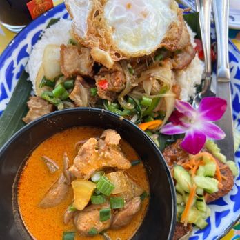 Bird & Buffalo - Thai Near Me - Oakland, California Bird & Buffalo - Thai Near Me - Oakland, California