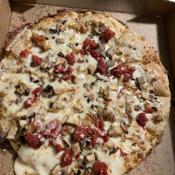 BJ's Restaurant & Brewhouse - Great White Deep Dish - New American Near Me - Upper Saint Clair, Pennsylvania