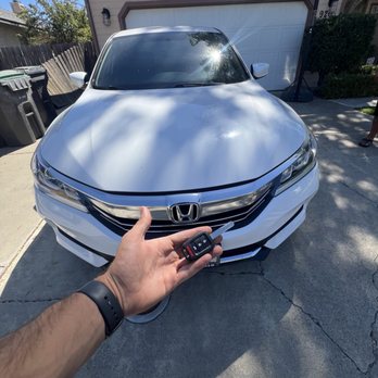 Sean Locksmith - Key program Honda accord 2017 - Keys & Locksmiths Near Me Sean Locksmith - Key program Honda accord 2017 - Keys & Locksmiths Near Me