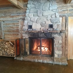 Camping le Génévrier - Se rechauffer auprès du feu...