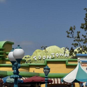 Mickey's Toontown - Amusement Parks Near Me - Anaheim, California