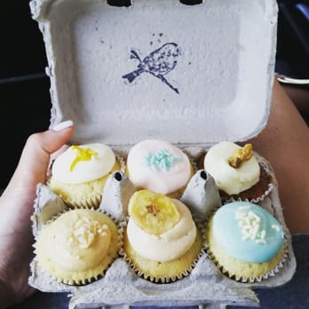 Bird Bakery - 6 mini cupcakes - Desserts Near Me - San Antonio, Texas