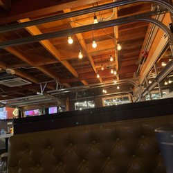 Spanky's Roadhouse - The ceiling is really nice enjoyed this booth a lot it's the best booth i've ever sat in!!