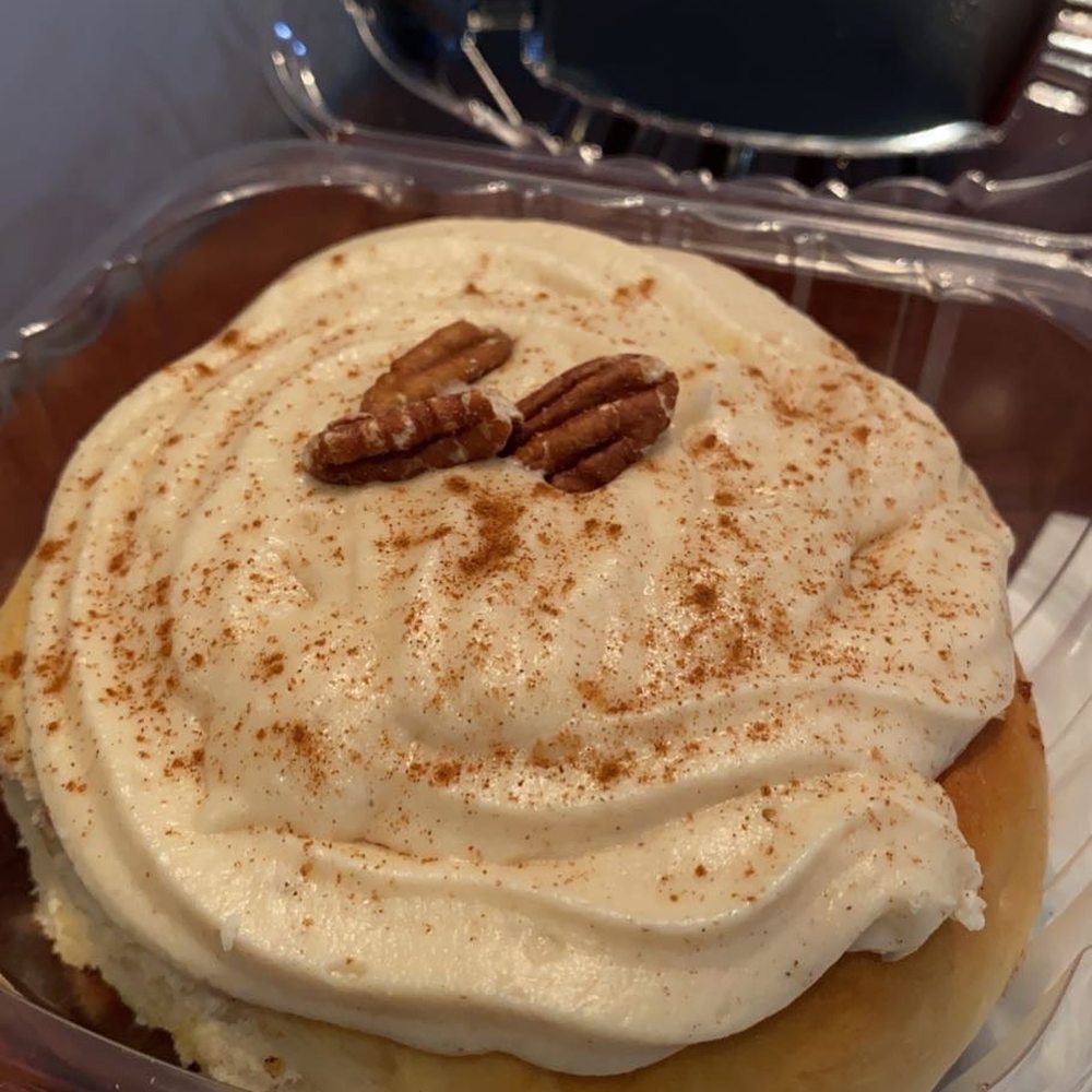 Maple Pecan Cinnamon Roll Maple Pecan Cinnamon Roll