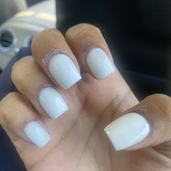 Yvonne's Nails - Nails look like pieces of gum. - Nail Salons Near Me - Fremont, California