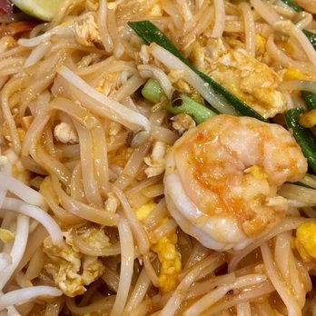 Basil's Café - Vietnamese Near Me - Long Beach, Mississippi