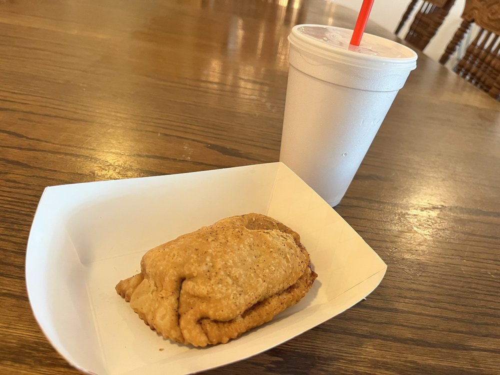 HUTCH’S PIE SHOP Updated October 2024 19 Photos & 50 Reviews 145