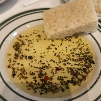 Mandola's Italian Kitchen - complimentary foccacio and herbed olive oil - Bakeries Near Me - Tampa, Florida Mandola's Italian Kitchen - complimentary foccacio and herbed olive oil - Bakeries Near Me - Tampa, Florida