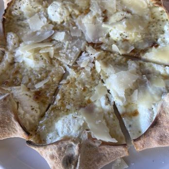 Mister O1 Extraordinary Pizza Melbourne - Star Laina pizza - Pizza Near Me - Melbourne, Florida