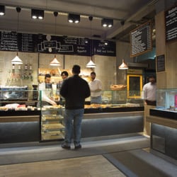 Brothers Cafe & Bäckerei - Frontansicht Laden