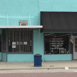 Stitch and Chatter - storefront